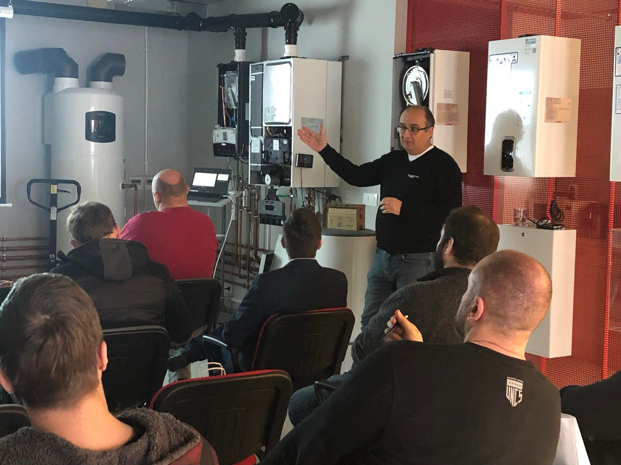 8902fac5-95b9-4e7c-9113-9fc6b6cdb249 (1) 1