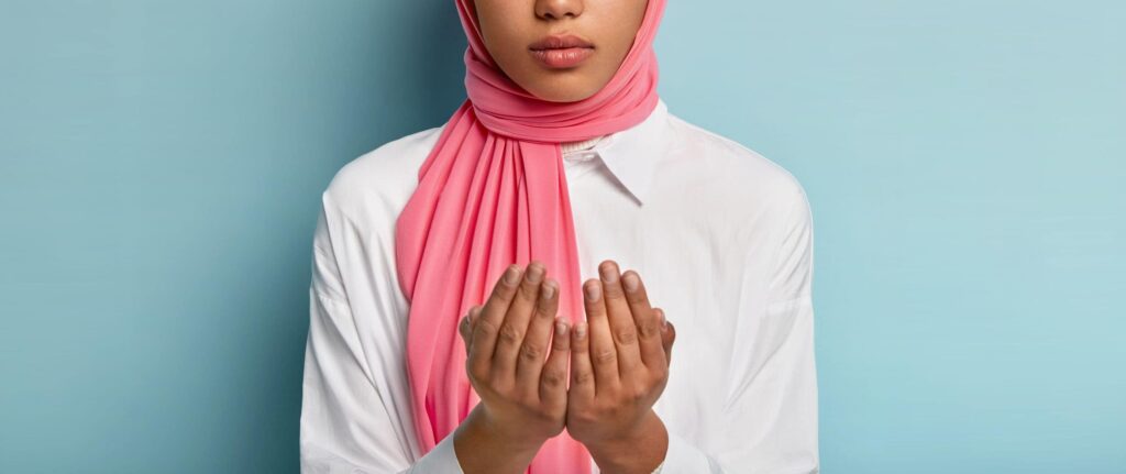 orang yang sedang berdoa