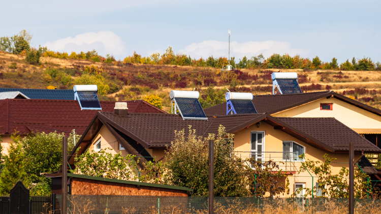 Bagaimana Solar Water Heater Menjadi Solusi Efisien dalam Lingkungan Tropis