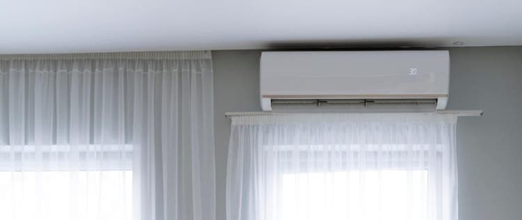 AC di dalam ruangan