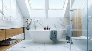 5 Item ini Wajib Tersedia Di Dalam Desain Kamar Mandi Minimalis 2×3