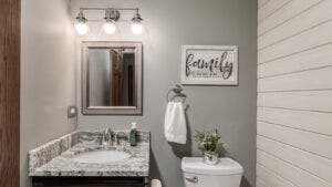 5 Item ini Wajib Tersedia Di Dalam Desain Kamar Mandi Minimalis 2×3