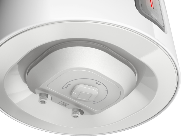 Vedere de jos a boilerului electric Ariston Lydos R, evidențiind conexiunile de apă și panoul de control.