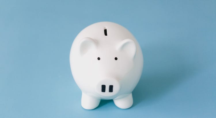 Cum să economisiți bani cu un încălzitor electric de apă?