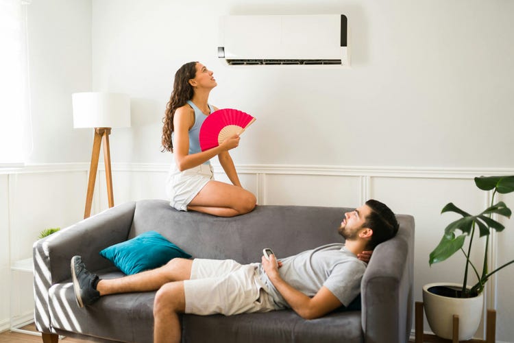 De ce aerul condiționat pornește, dar ventilatorul nu funcționează?