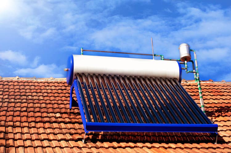 Các nhược điểm của máy năng lượng mặt trời