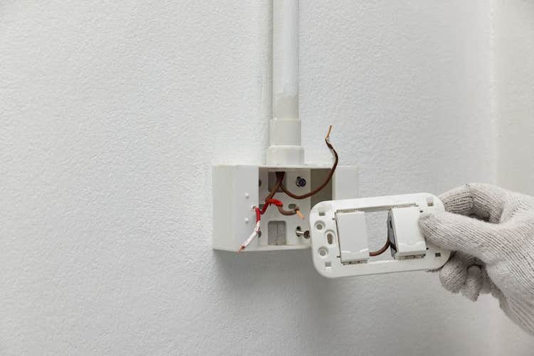 Lưu ý đấu điện đúng sơ đồ đấu điện bình nóng lạnh Ariston