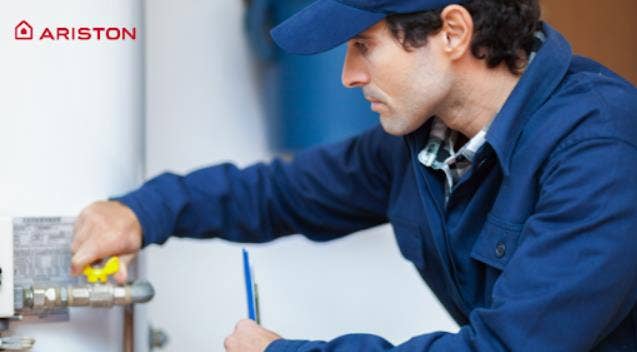Hệ thống nước nóng trung tâm Heat Pump Ariston chính hãng
